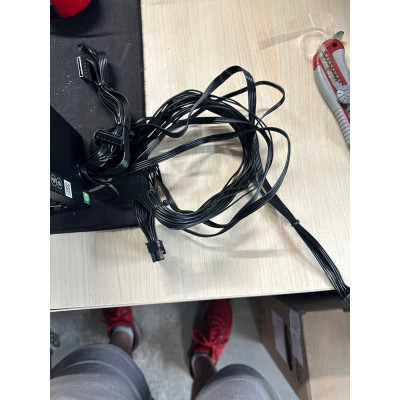 Блок живлення GameMax GM-700 80+ APFC 700W Black