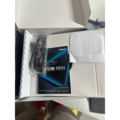 Материнська плата ASRock B550M Pro4 Socket AM4 Материнська плата ASRock B550M Pro4 Socket AM4