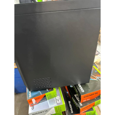 Корпус Prologix E122 Tempered Glass&Mesh Black Корпус Prologix E122 Tempered Glass&Mesh Black
