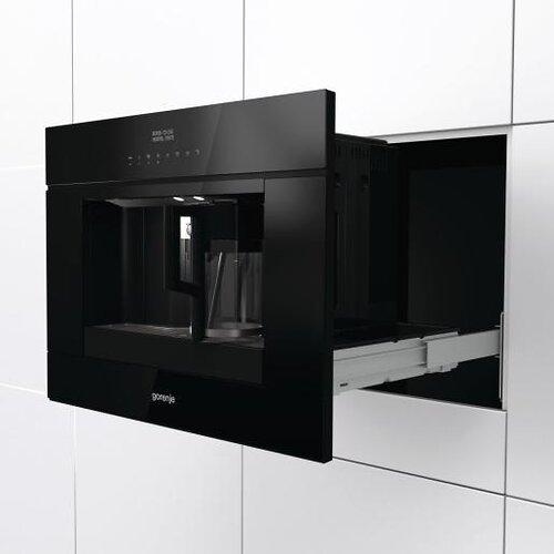 Кавомашина Gorenje вбудована, 1,8л, зерно+мелена, автомат.капуч, дисплей, сернор.керування, підсвітка, чорний