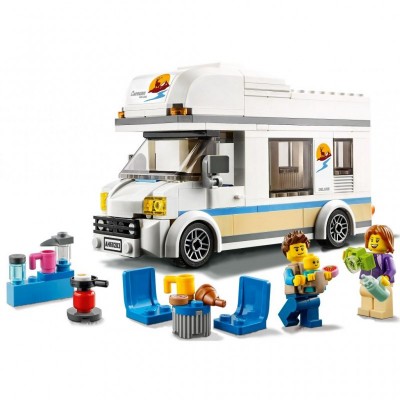 Конструктор LEGO City Great Vehicles Каникулы в доме на колесах 190 деталей (60283)