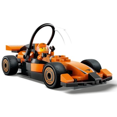 Конструктор LEGO City Пілот F1 з автомобілем для перегонів команди McLaren