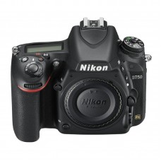 Цифрова фотокамера дзеркальна Nikon D750 body