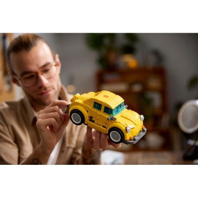 Конструктор LEGO Icons Трансформери. Бамблбі