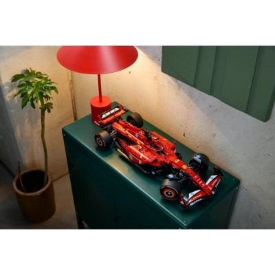 Конструктор LEGO Technic Автомобіль F1 Ferrari SF-24
