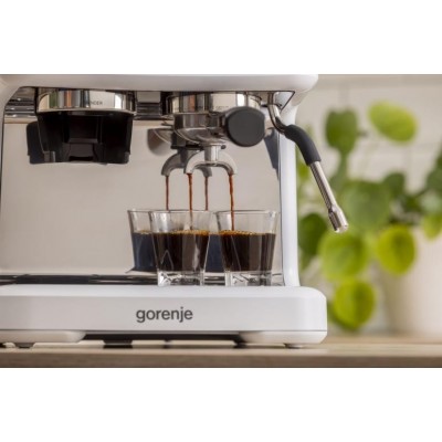 Кавоварка Gorenje ріжкова 2.5л, кавомолка 0,25л, капучинатор, кнопочне керування, білий