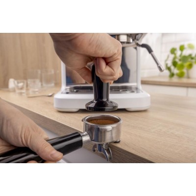 Кавоварка Gorenje ріжкова 2.5л, кавомолка 0,25л, капучинатор, кнопочне керування, білий