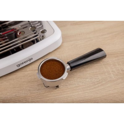 Кавоварка Gorenje ріжкова 2.5л, кавомолка 0,25л, капучинатор, кнопочне керування, білий