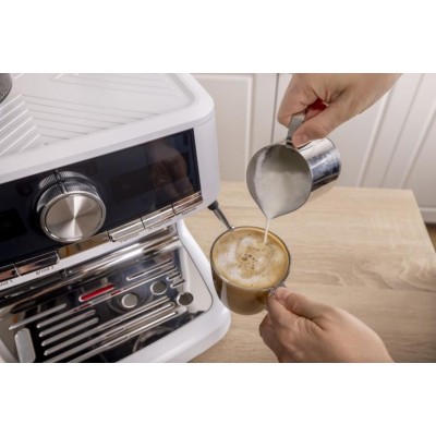 Кавоварка Gorenje ріжкова 2.5л, кавомолка 0,25л, капучинатор, кнопочне керування, білий