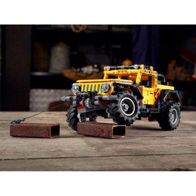 Конструктор LEGO Technic Jeep Wrangler