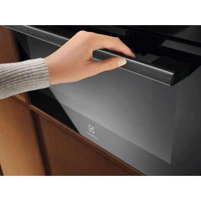 Духова шафа Electrolux електрична компактна, 44л, дисплей, конвекція, ф-ція мікрохвиль, чорний