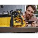 Конструктор LEGO Technic Бульдозер Cat D11 на пульті управління 42131