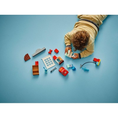 Конструктор LEGO DUPLO Disney Візит МакКвіна в гараж Дока Конструктор LEGO DUPLO Disney Візит МакКвіна в гараж Дока