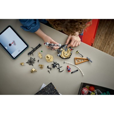 Конструктор LEGO Super Heroes Легендарна битва: Людина-павук vs. Піщана людина