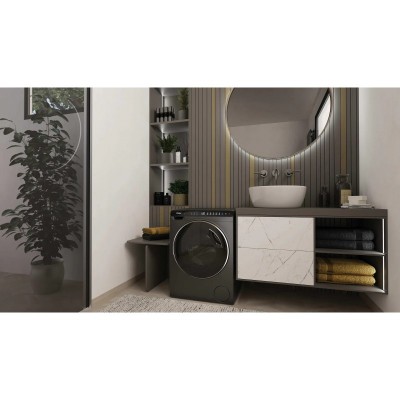 Пральна машина Haier фронтальна, 5кг, 1200, A, 42.3см, дисплей, інвертор, люк чорний, Wi-Fi, висота 70см, cріблястий