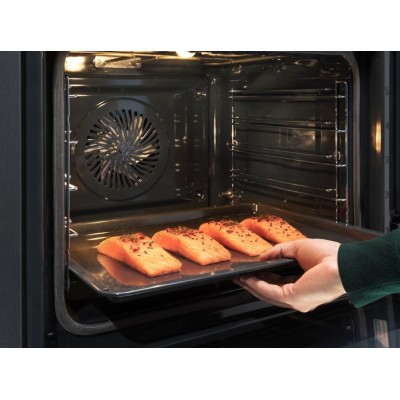 Духова шафа Electrolux електрична, 70л, А++, пара, дисплей, конвекція, ф-ція пароварки, телескопічні напрямні, чорний