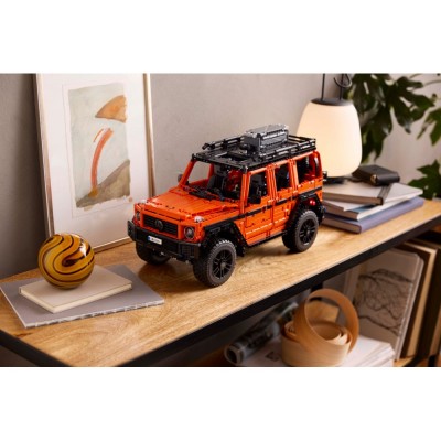 Конструктор LEGO Technic Mercedes-Benz G 500 PROFESSIONAL Line