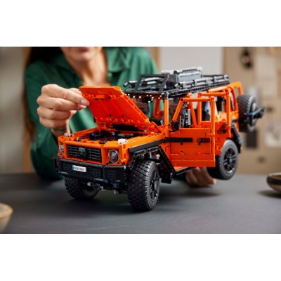 Конструктор LEGO Technic Mercedes-Benz G 500 PROFESSIONAL Line