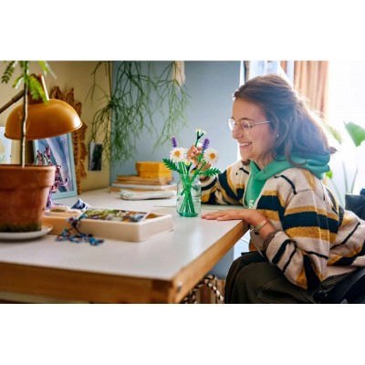 Конструктор LEGO Botanicals Ромашки Конструктор LEGO Botanicals Ромашки