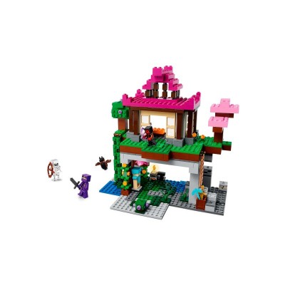 Конструктор LEGO Minecraft Майданчик для тренувань