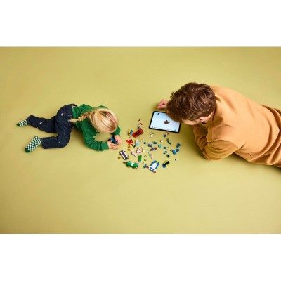 Конструктор LEGO Disney Pixar Святкування з Історії Іграшок: потяг і авто для перегонів