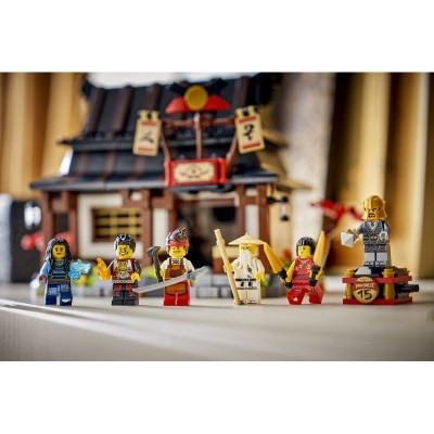 Конструктор LEGO Ninjago Ковальня «Чотири зброї». 15-та річниця Конструктор LEGO Ninjago Ковальня «Чотири зброї». 15-та річниця