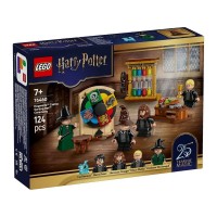 Конструктор LEGO Harry Potter Замок Гоґвортс: Церемонія розподілу по факультетах