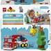 Конструктор LEGO DUPLO Town Пожежна машина зі шлангом і пожежником