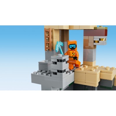 Конструктор LEGO Minecraft Підземелля зомбі
