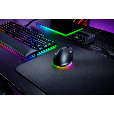 Миша Razer Pro Click V2, USB-A/WL/BT, Vertical Ed., чорний Миша Razer Pro Click V2, USB-A/WL/BT, Vertical Ed., чорний
