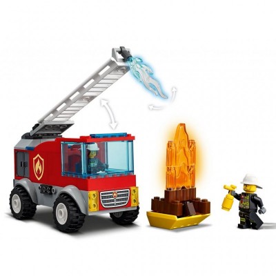 Конструктор LEGO City Fire Пожарная машина с лестницей 88 деталей (60280)