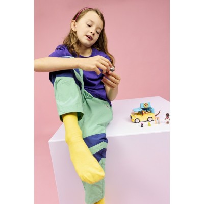 Конструктор LEGO Friends Фургон з аксесуарами для улюбленців