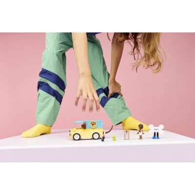 Конструктор LEGO Friends Фургон з аксесуарами для улюбленців