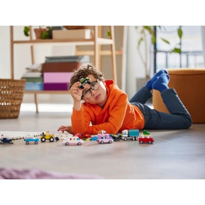 Конструктор LEGO Classic Творчі транспортні засоби