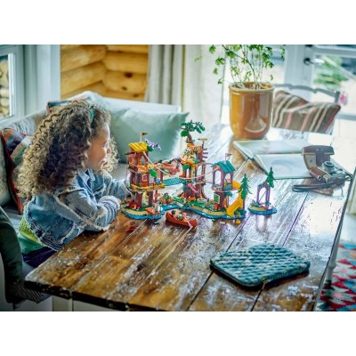 Конструктор LEGO Friends Будиночок на дереві у пригодницькому таборі