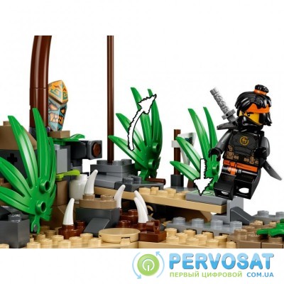 Конструктор LEGO Ninjago Село хранителей (71747)
