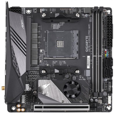 Материнська плата GIGABYTE X570I AORUS PRO WIFI sAM4 2xDDR4 2xHDMI-DP M.2 802.11ax+BT5 Type-C mITX