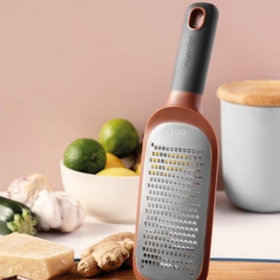 Терка BergHOFF Leo 27 см для твердых продуктов (3950202)