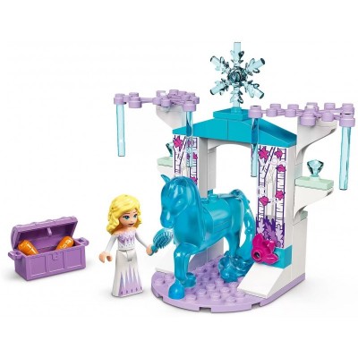 Конструктор LEGO Disney Princess Ельза та крижана конюшня Нокка