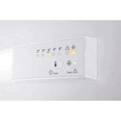 Холодильник Electrolux вбудований з нижн. мороз., 177x55х55, холод.відд.-192л, мороз.відд.-61л, 2дв., E, Combi, інв., білий