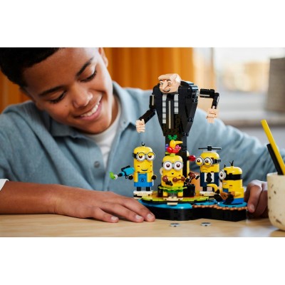 Конструктор LEGO Despicable Me 4 Ґру й посіпаки з кубиків