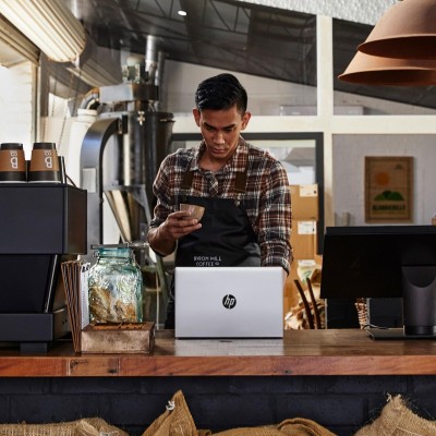Ноутбук HP Probook 445-G9 14" FHD IPS AG, AMD R5-5625U, 8GB, F256GB, UMA, DOS, сріблястий