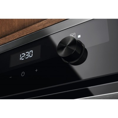 Духова шафа Electrolux електрична, 72л, A+, пара, дисплей, конвекція, телескопічні напрямні, чорний