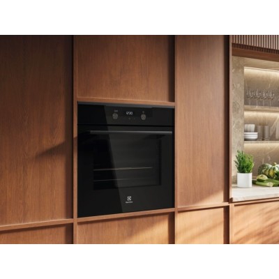 Духова шафа Electrolux електрична, 72л, A+, пара, дисплей, конвекція, телескопічні напрямні, чорний