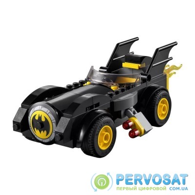 Конструктор LEGO Batman Бетмен проти Джокера: погоня на бетмобілі 76180