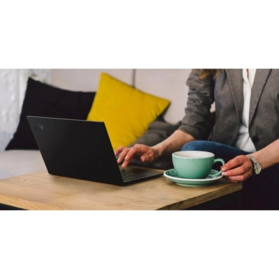 Ноутбук Lenovo ThinkPad X1 Carbon 8 14FHD/Intel i5-10210U/16/512F/int/W10P