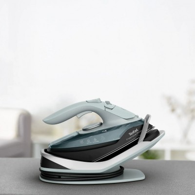 Праска Tefal безпровідна Freemove Power, 2600Вт, 250мл, паровий удар -220гр, постійна пара - 40гр, база для заряджання, автовимкнення, керам. підошва, зелений