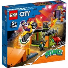 Конструктор LEGO City Парк каскадерів 60293