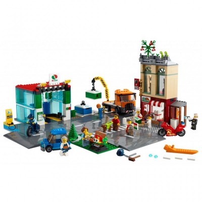 Конструктор LEGO City Центр 790 деталей (60292)