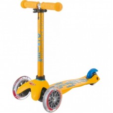 Скутер Micro Mini Deluxe Apricot (MMD038) Скутер Micro Mini Deluxe Apricot (MMD038)